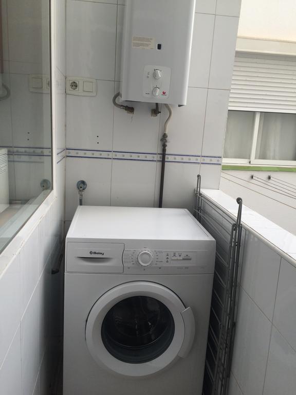 Apartamentos Bahia Alicante Oda fotoğraf